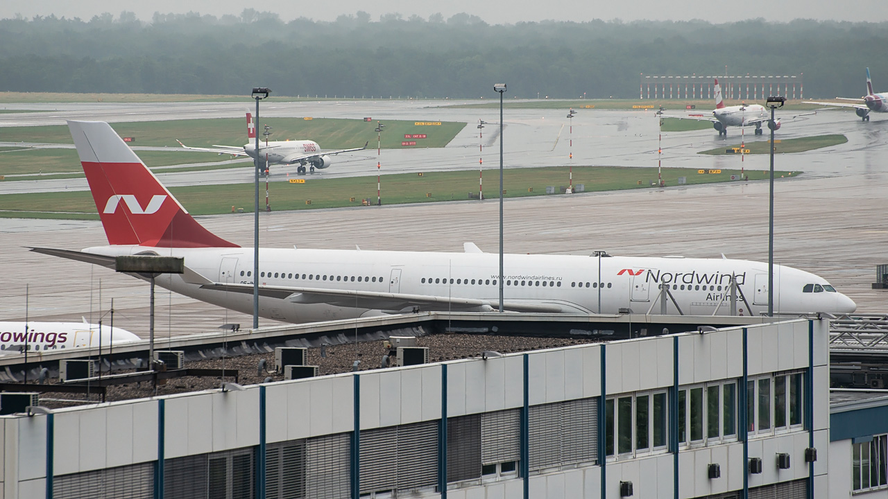 OE-INT Norwind Ailines Airbus A330-200