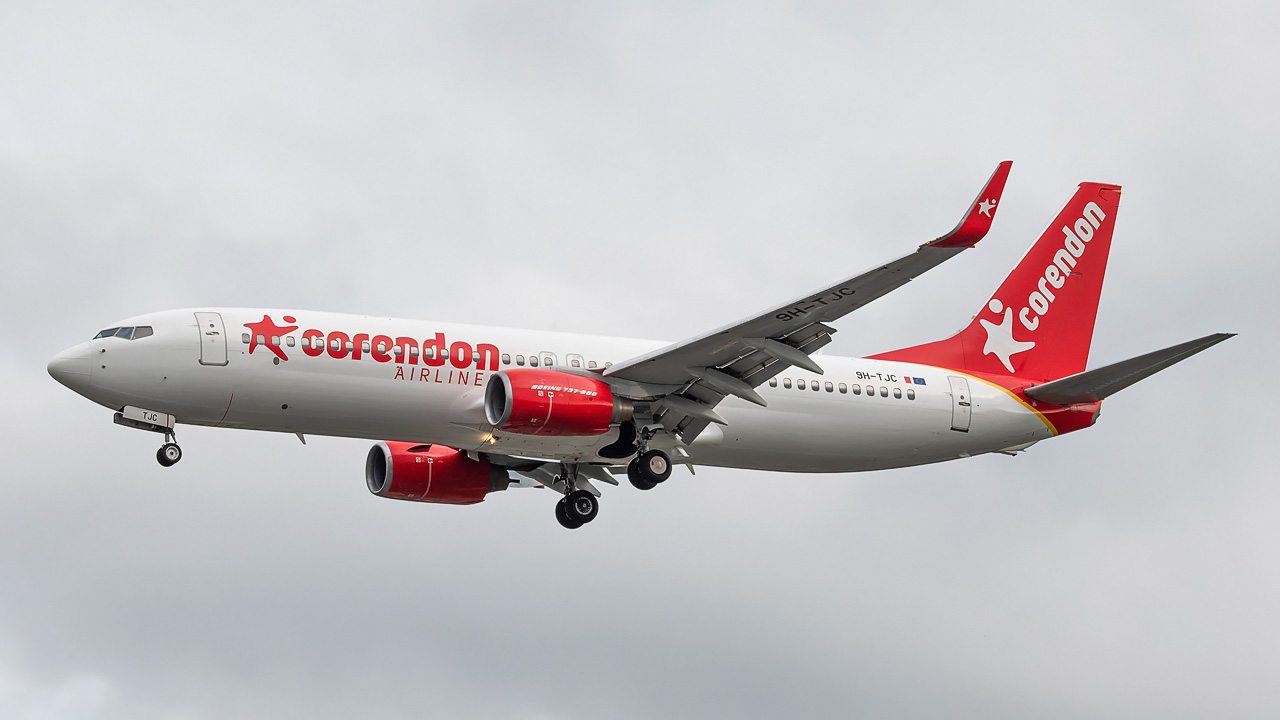 9H-TJC Corendon Airlines Europe Boeing 737-800