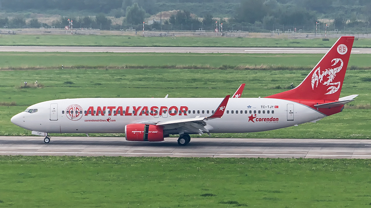 TC-TJY Corendon Airlines Boeing 737-800