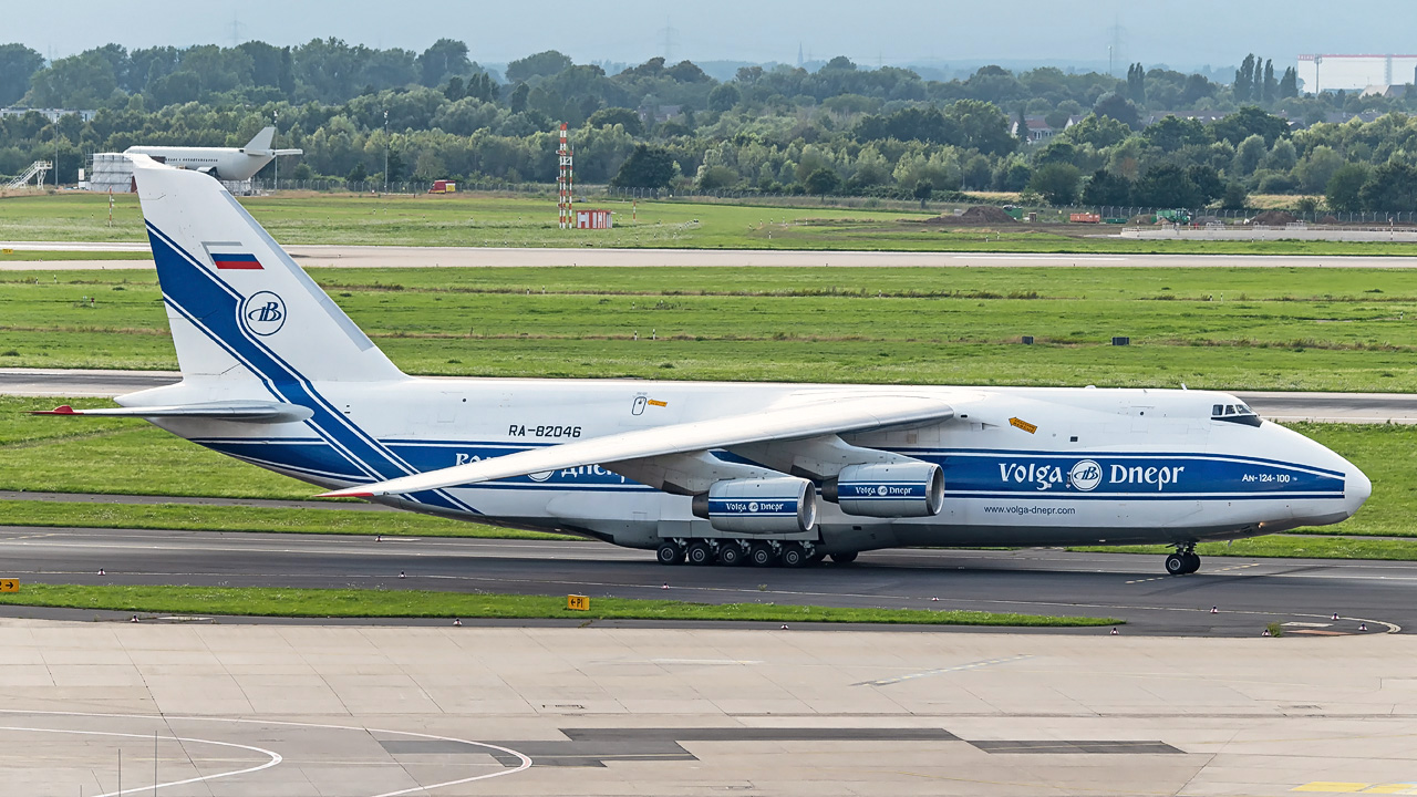 RA-82046 Volga-Dnepr-Group Antonov AN-124-100