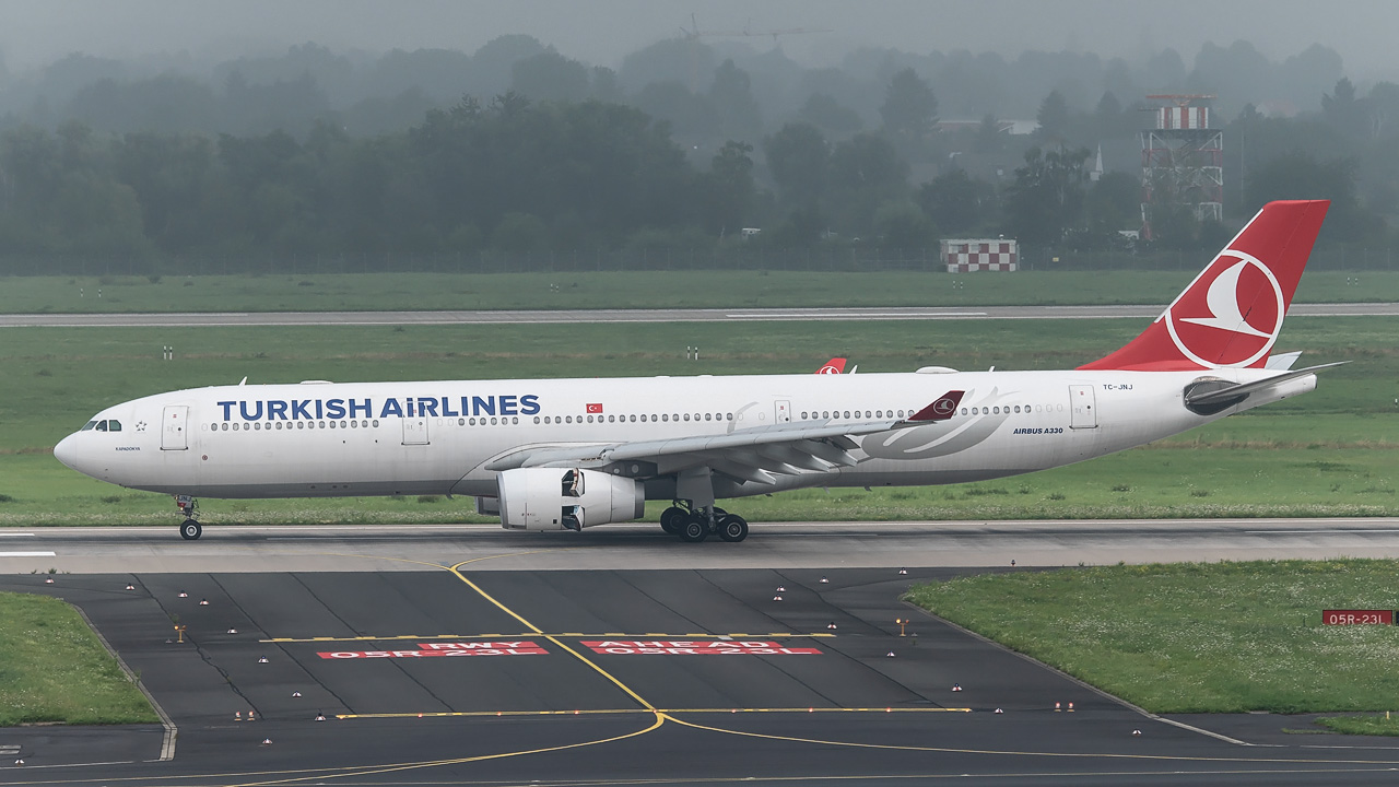 TC-JNJ Turkish Airlines Airbus A330-300