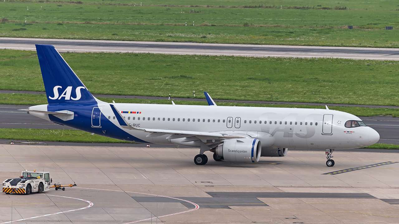 SE-RUC Scandinavian Airlines (SAS) Airbus A320-200neo