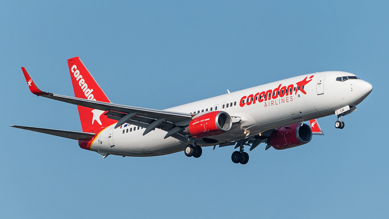 9H-TJB Corendon Airlines Europe Boeing 737-800