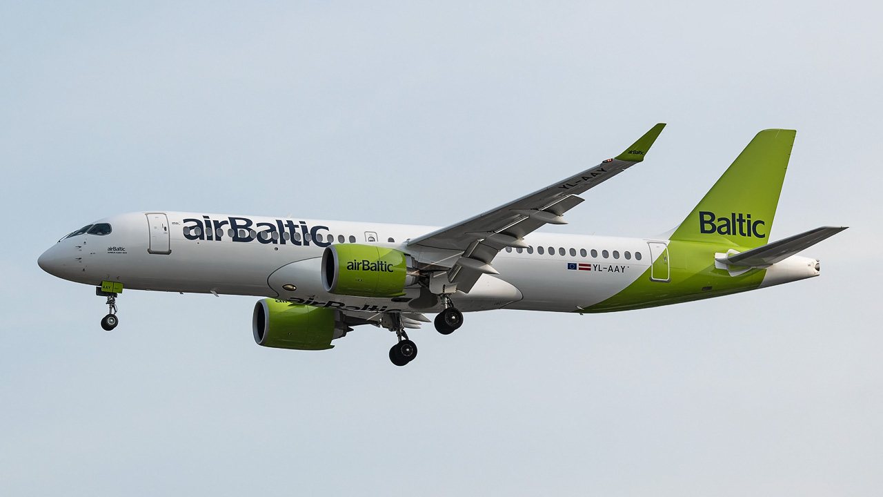 YL-AAY airBaltic Airbus A220-300