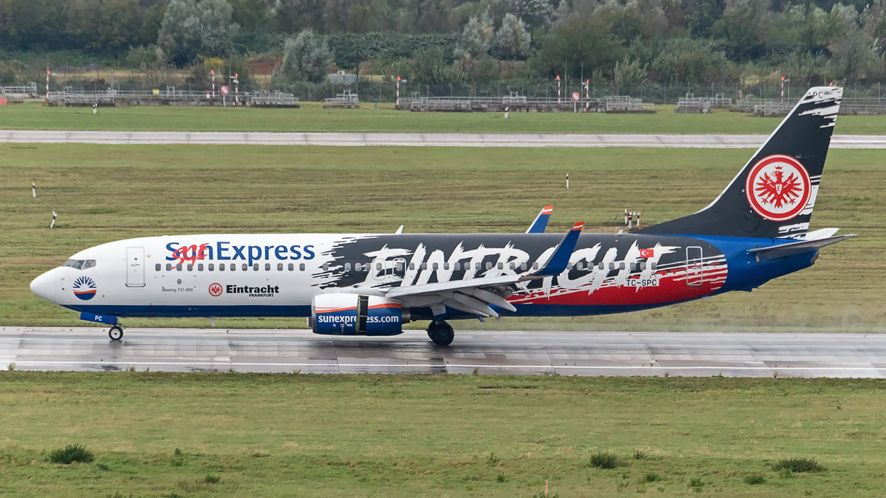 TC-SPC SunExpress Boeing 737-800