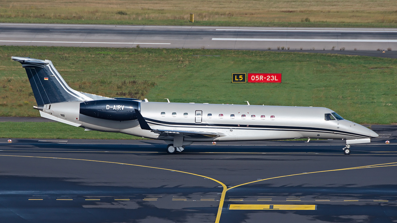 D-AIRV Air Hamburg Embraer ERJ-135BJ Legacy 650