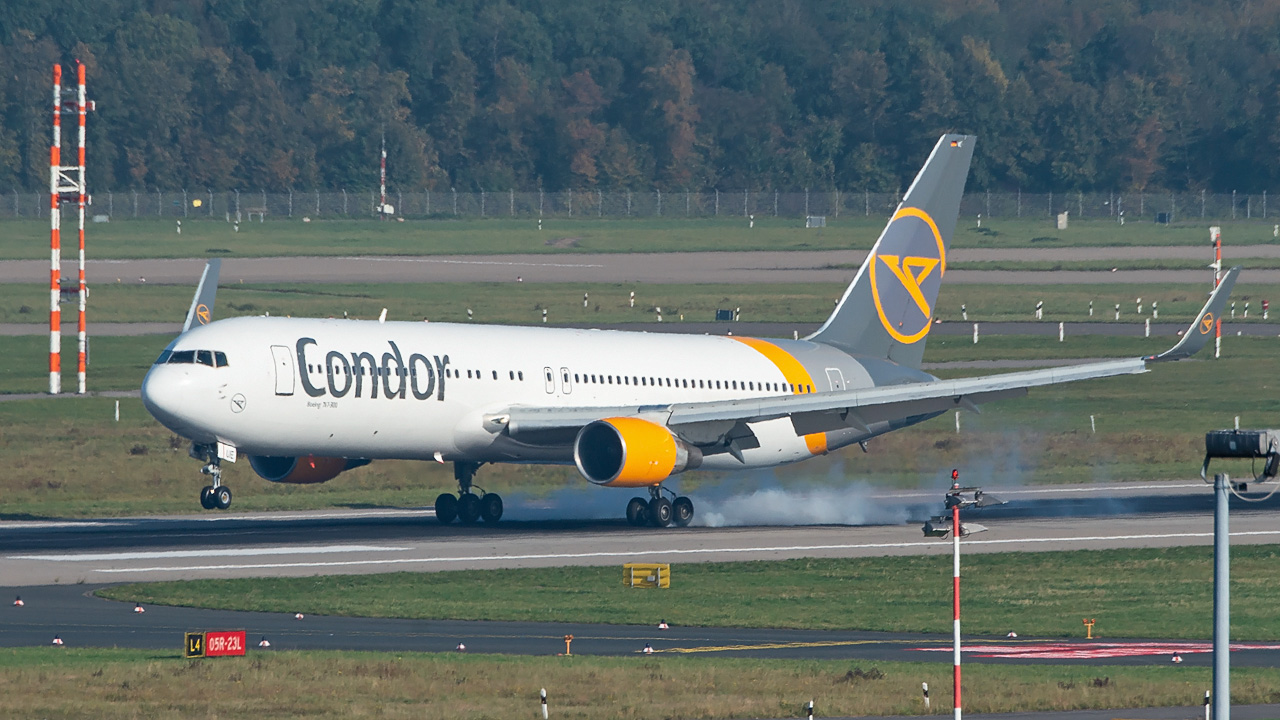 D-ABUE Condor Boeing 767-300(ER)