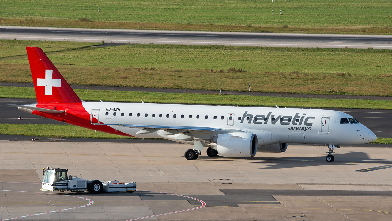 HB-AZH Helvetic Airways Embraer ERJ-190 E2