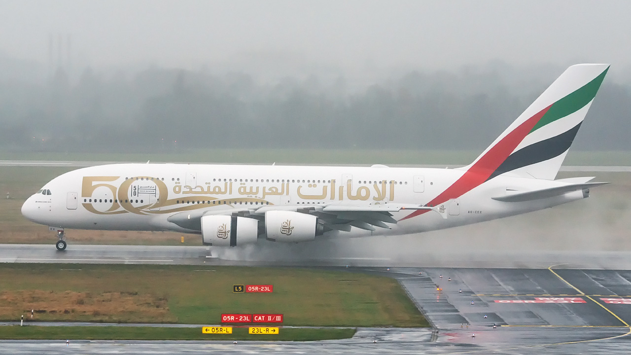 A6-EEX Emirates Airbus A380-800