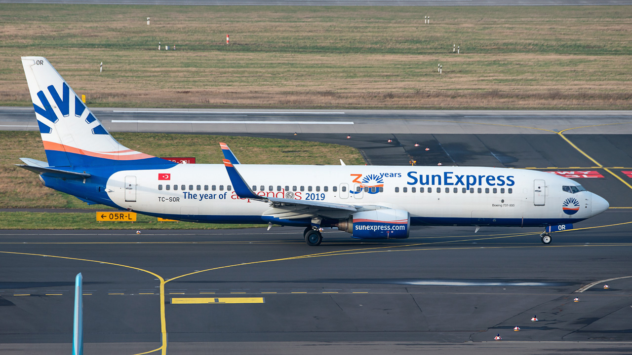 TC-SOR SunExpress Boeing 737-800