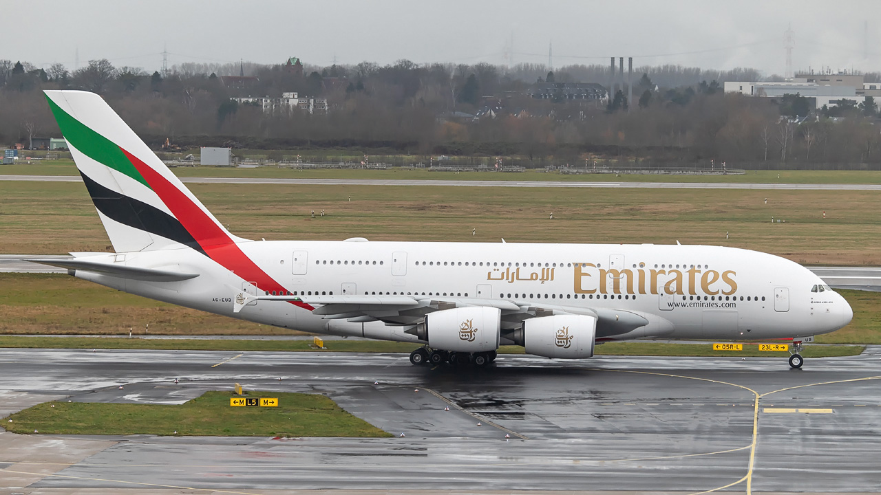 A6-EUB Emirates Airbus A380-800
