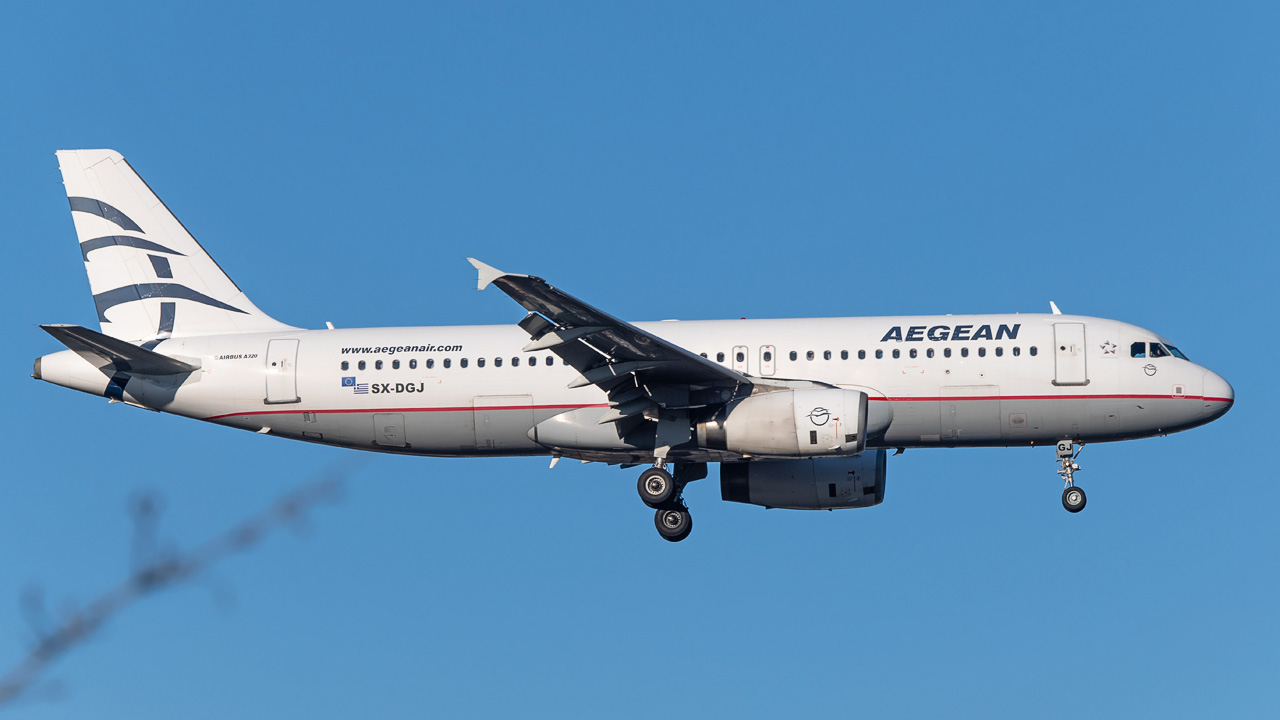 SX-DGJ Aegean Airlines Airbus A320-200