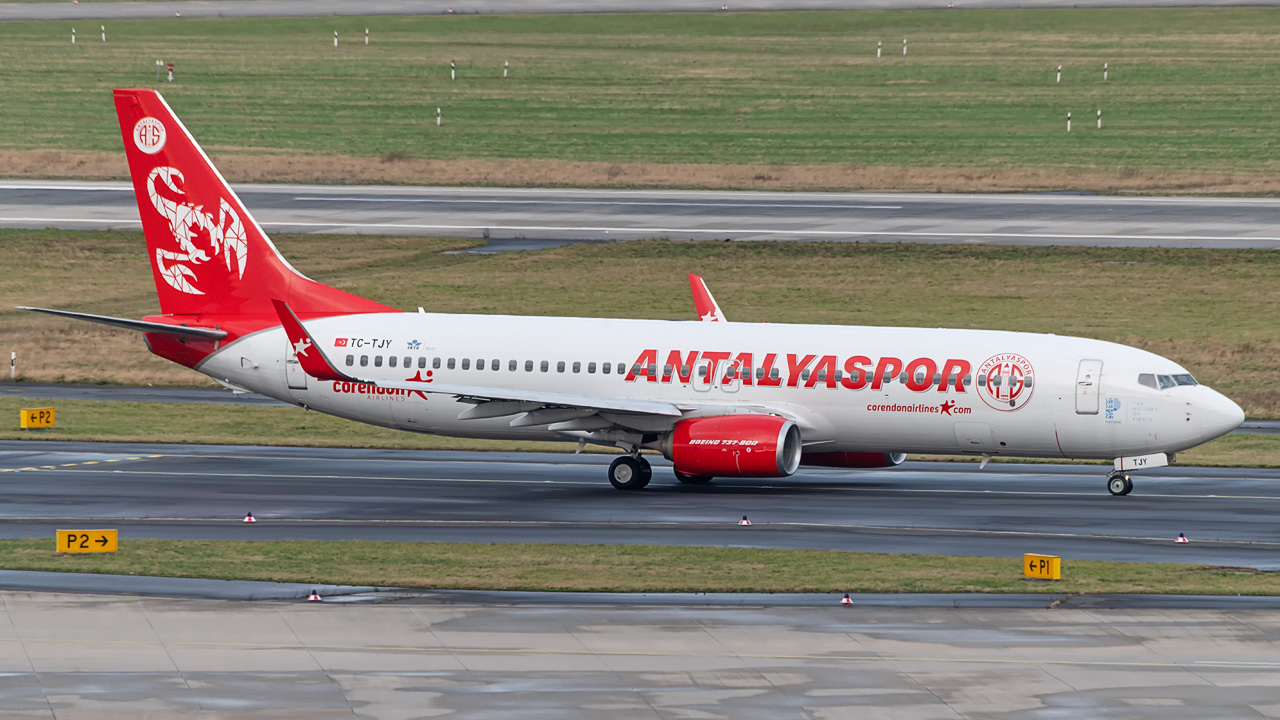 TC-TJY Corendon Airlines Boeing 737-800