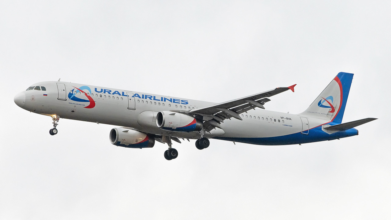 VP-BVA Ural Airlines Airbus A321-200