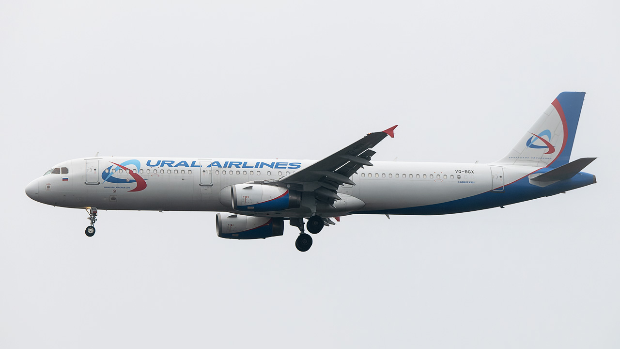VQ-BGX Ural Airlines Airbus A321-200