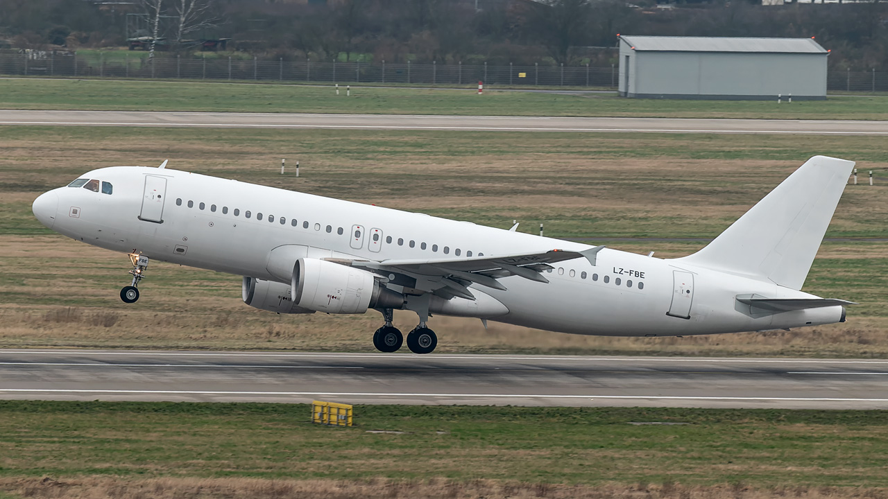 LZ-FBE Bulgaria Air Airbus A320-200