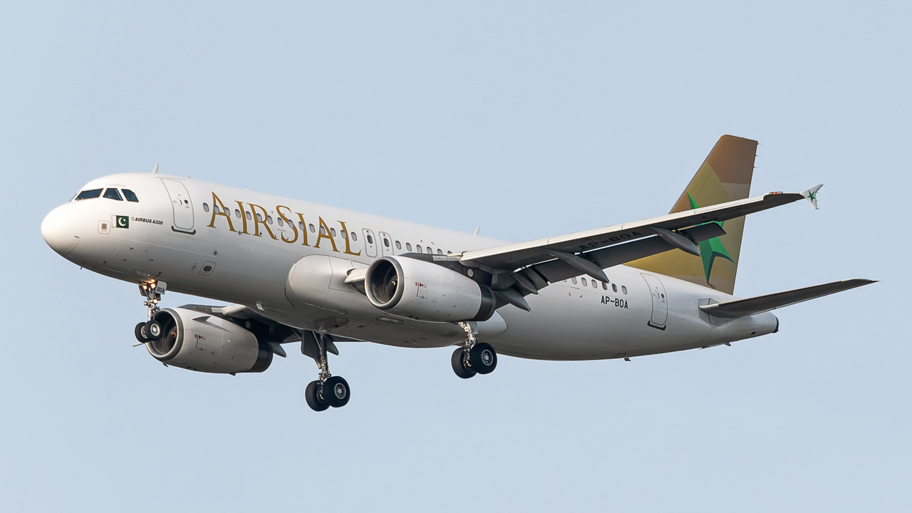 AP-BOA Air Sial Airbus A320-200