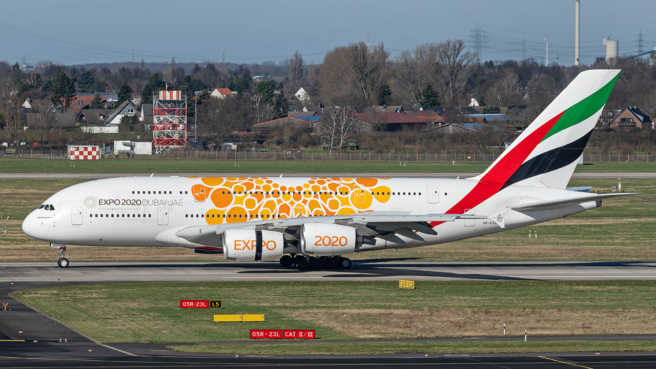 A6-EOU Emirates Airbus A380-800