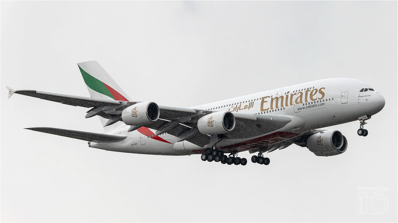 A6-EEO Emirates Airbus A380-800