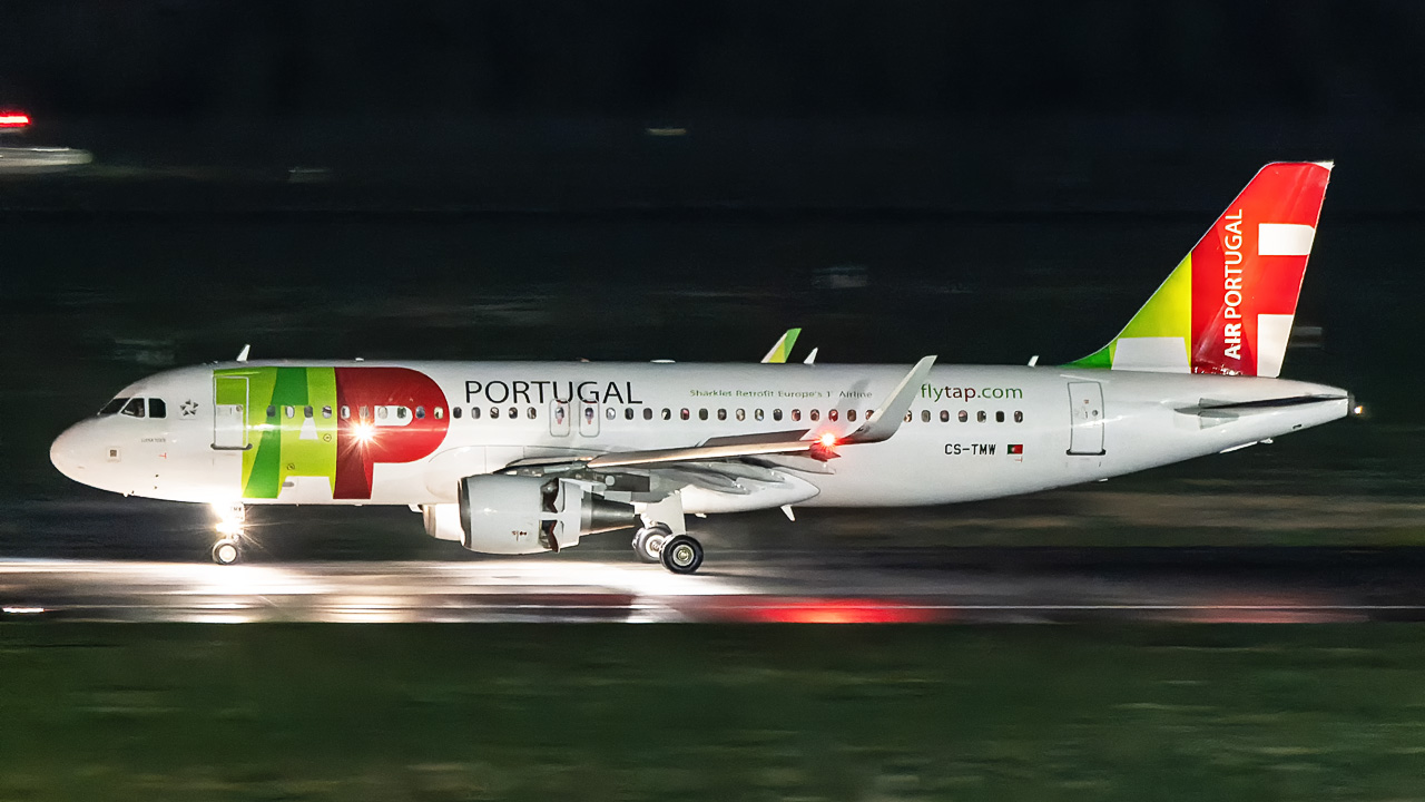 CS-TMW TAP Portugal Airbus A320-200/S