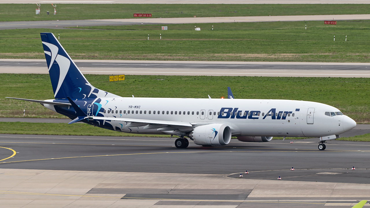 YR-MXC Blue Air Boeing 737 MAX 8