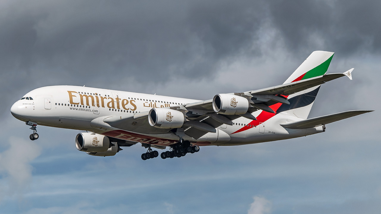 A6-EUA Emirates Airbus A380-800