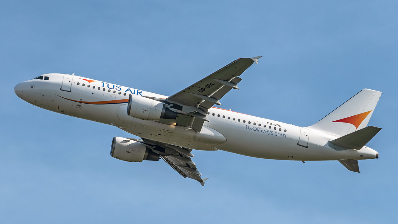 5B-DDL Tus Airways Airbus A320-200