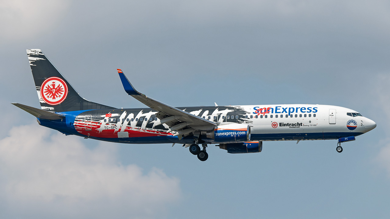 TC-SPC SunExpress Boeing 737-800