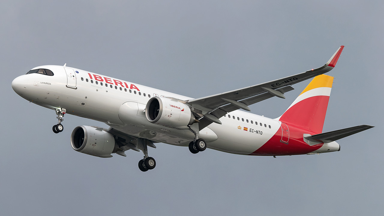 EC-NTO Iberia Airbus A320-200neo