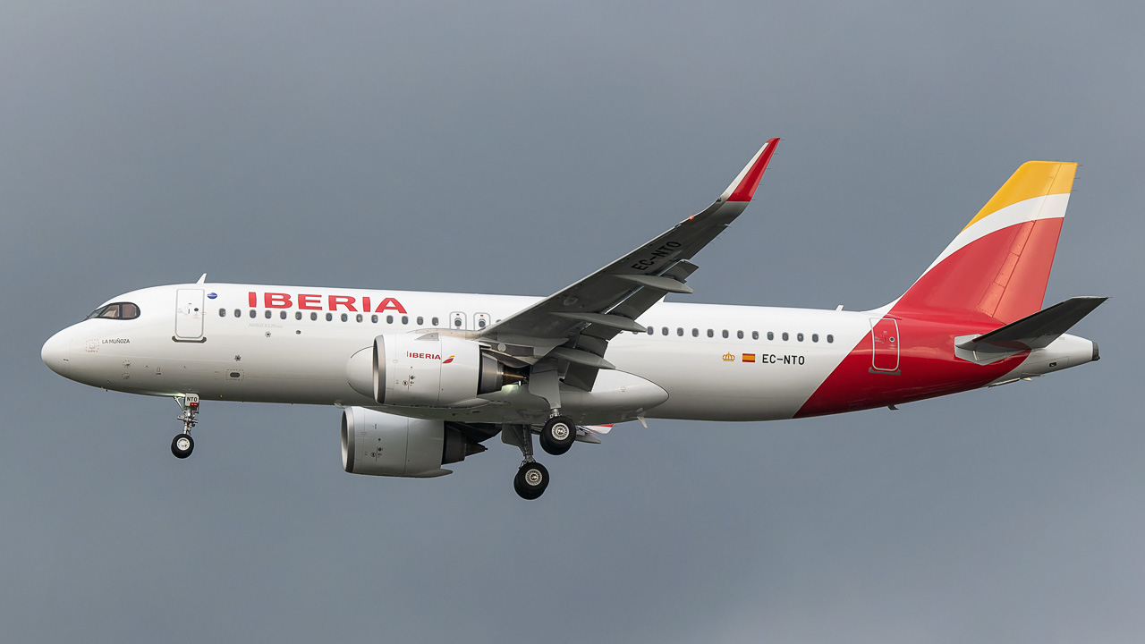 EC-NTO Iberia Airbus A320-200neo