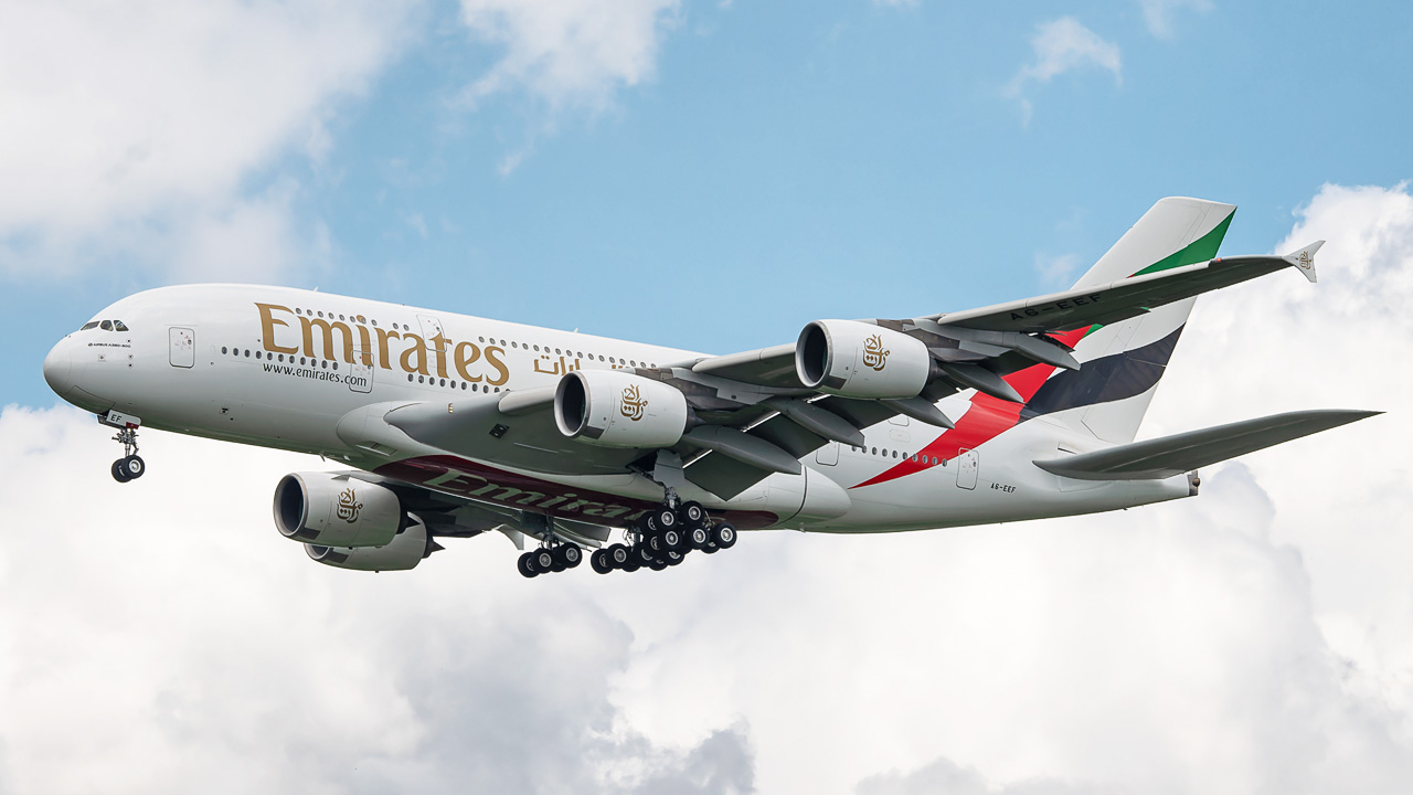 A6-EEF Emirates Airbus A380-800