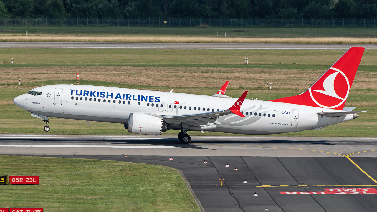 TC-LCD Turkish Airlines Boeing 737 MAX 8