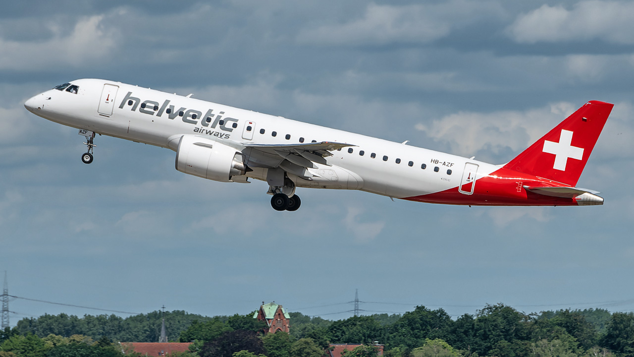 HB-AZF Helvetic Airways Embraer ERJ-190 E2