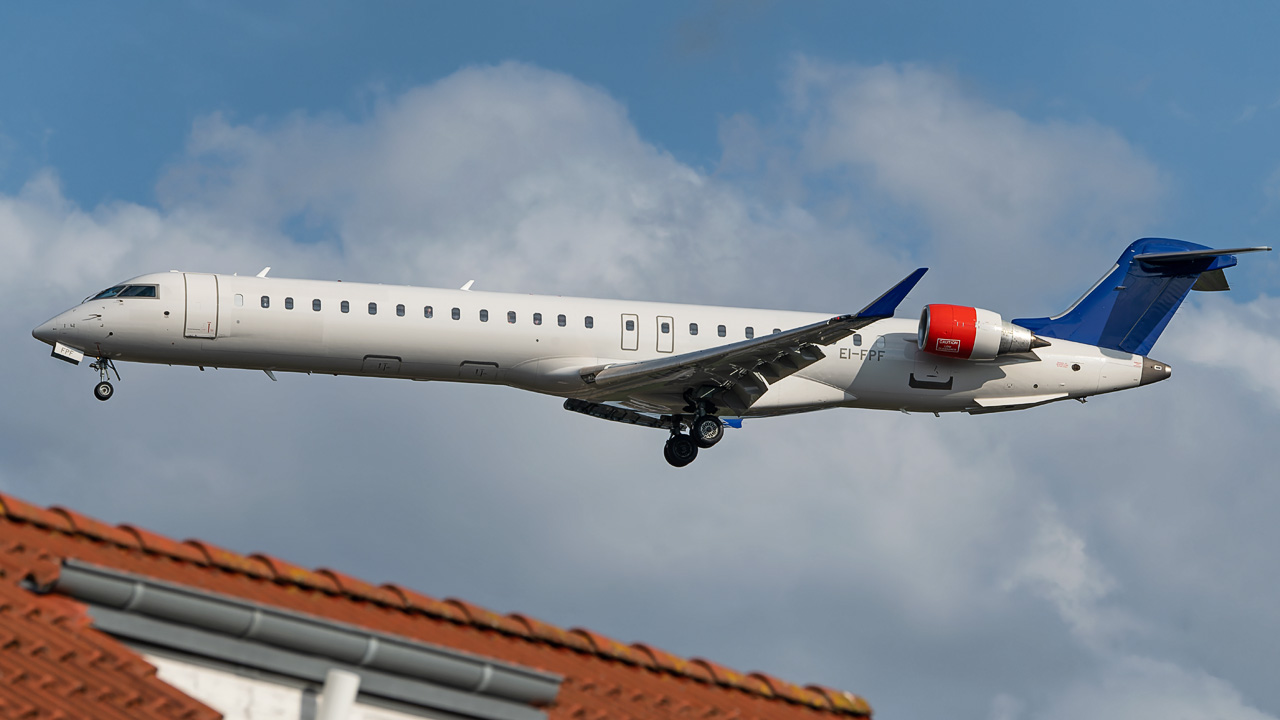 EI-FPF Scandinavian Airlines (CityJet) Canadair CRJ900