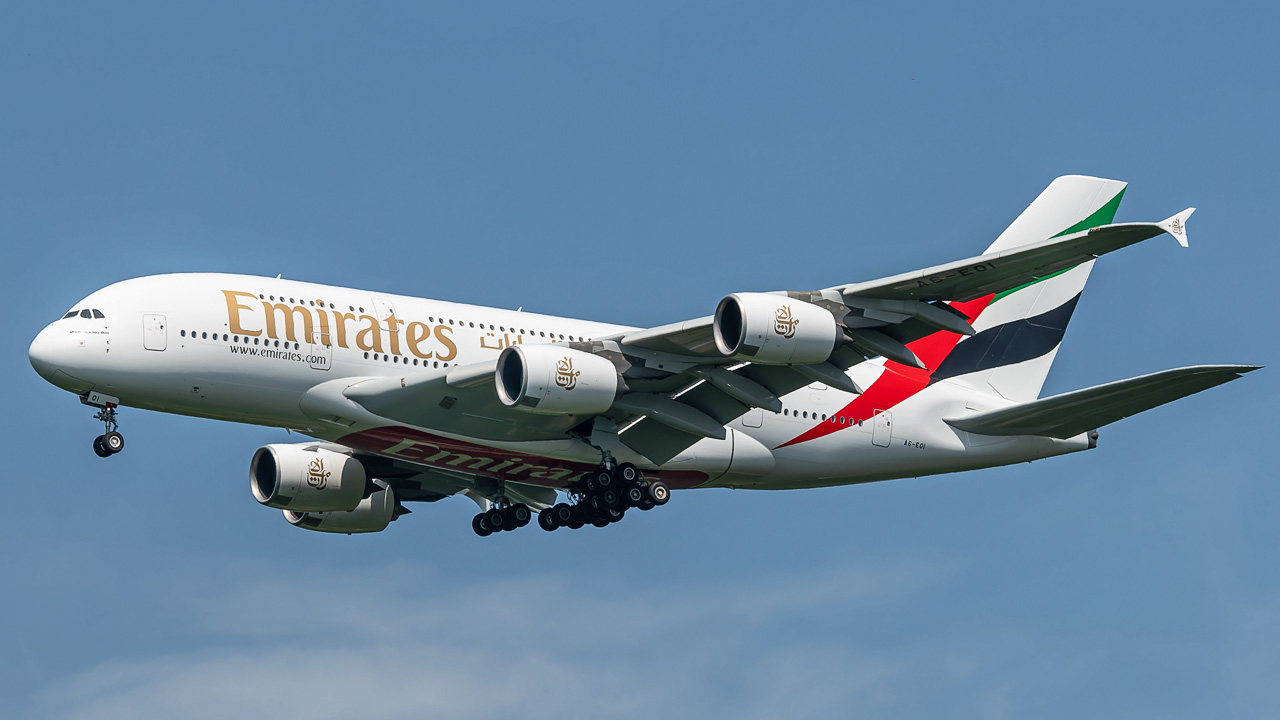 A6-EOI Emirates Airbus A380-800