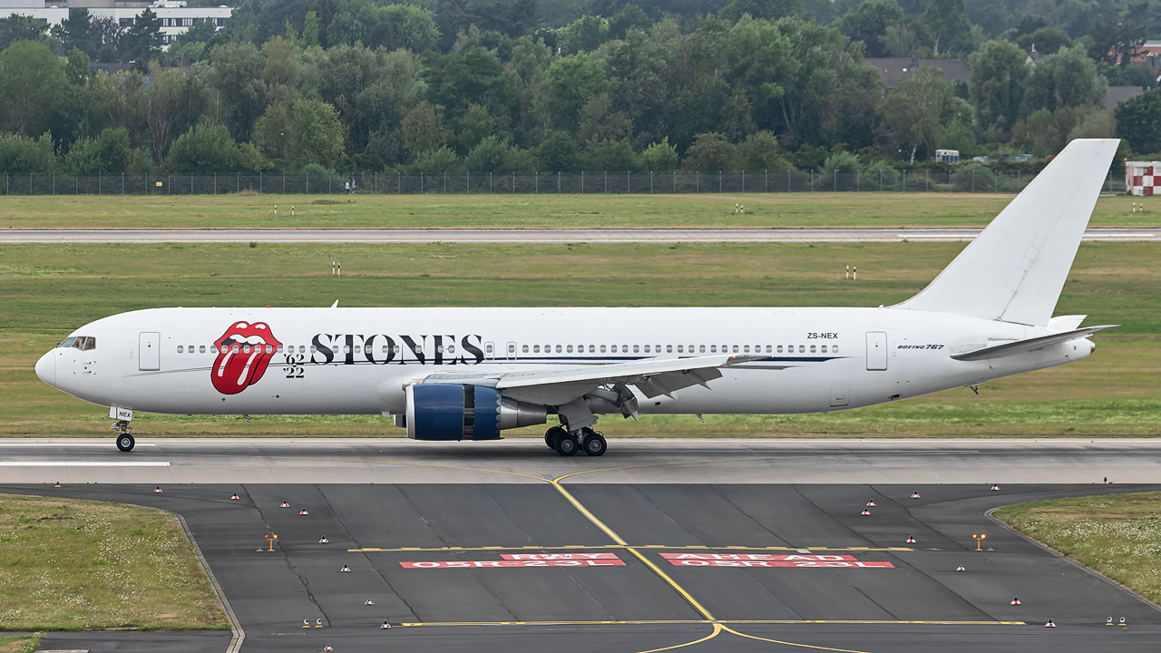 ZS-NEX Aeronexus Boeing 767-300(ER)