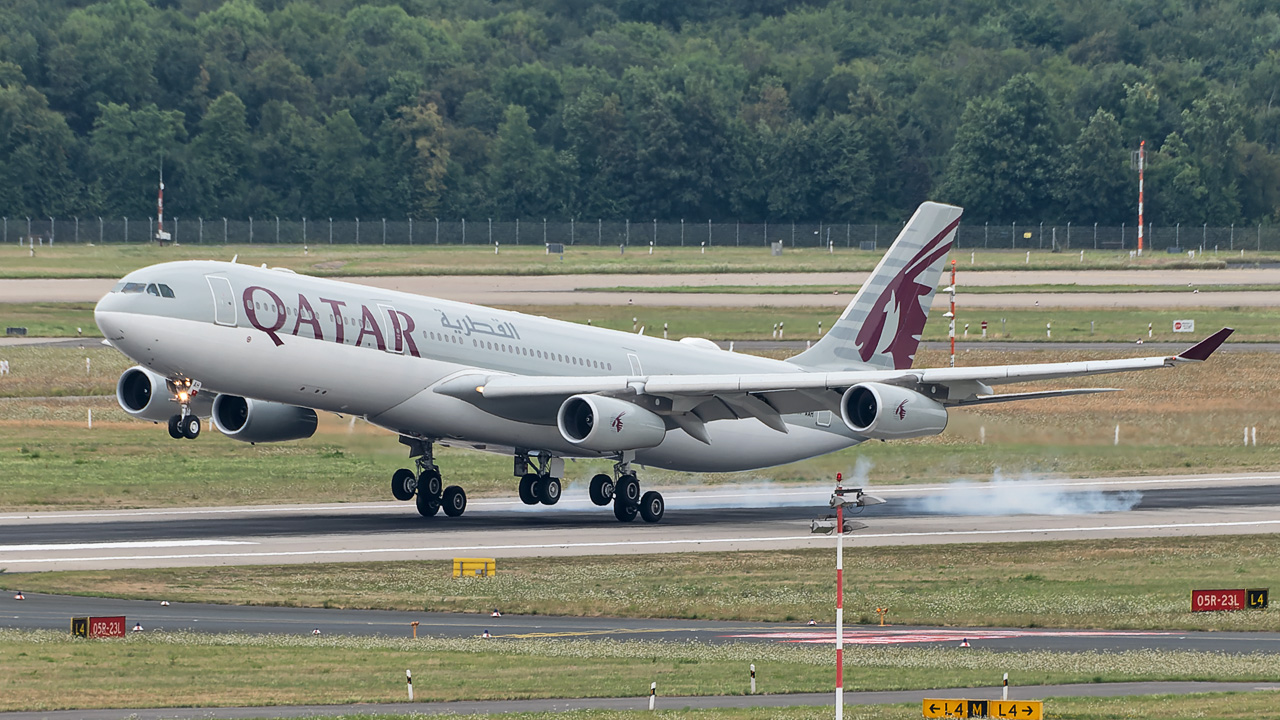 A7-AAH Qatar Amiri Flight Airbus A340-300