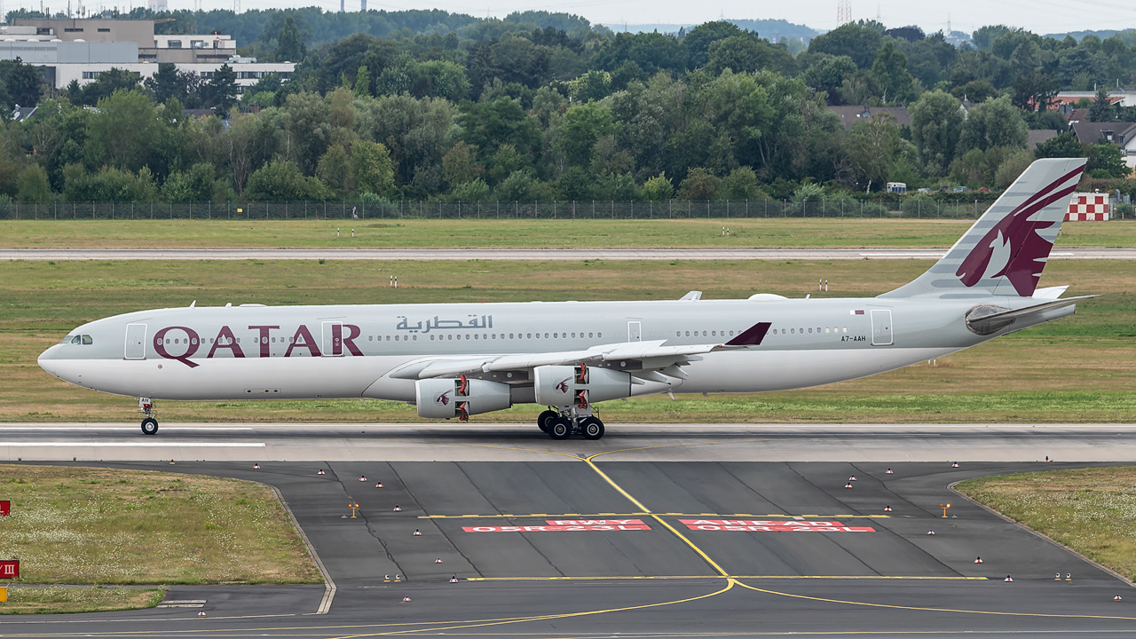 A7-AAH Qatar Amiri Flight Airbus A340-300