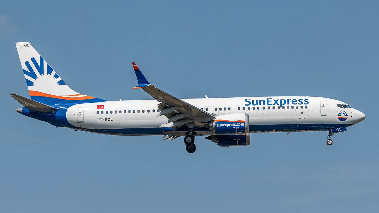 TC-SOL SunExpress Boeing 737 MAX 8