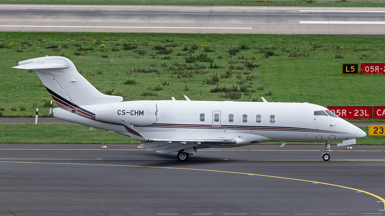 CS-CHM NetJets Europe Bombardier BD-100-1A10 Challenger 350