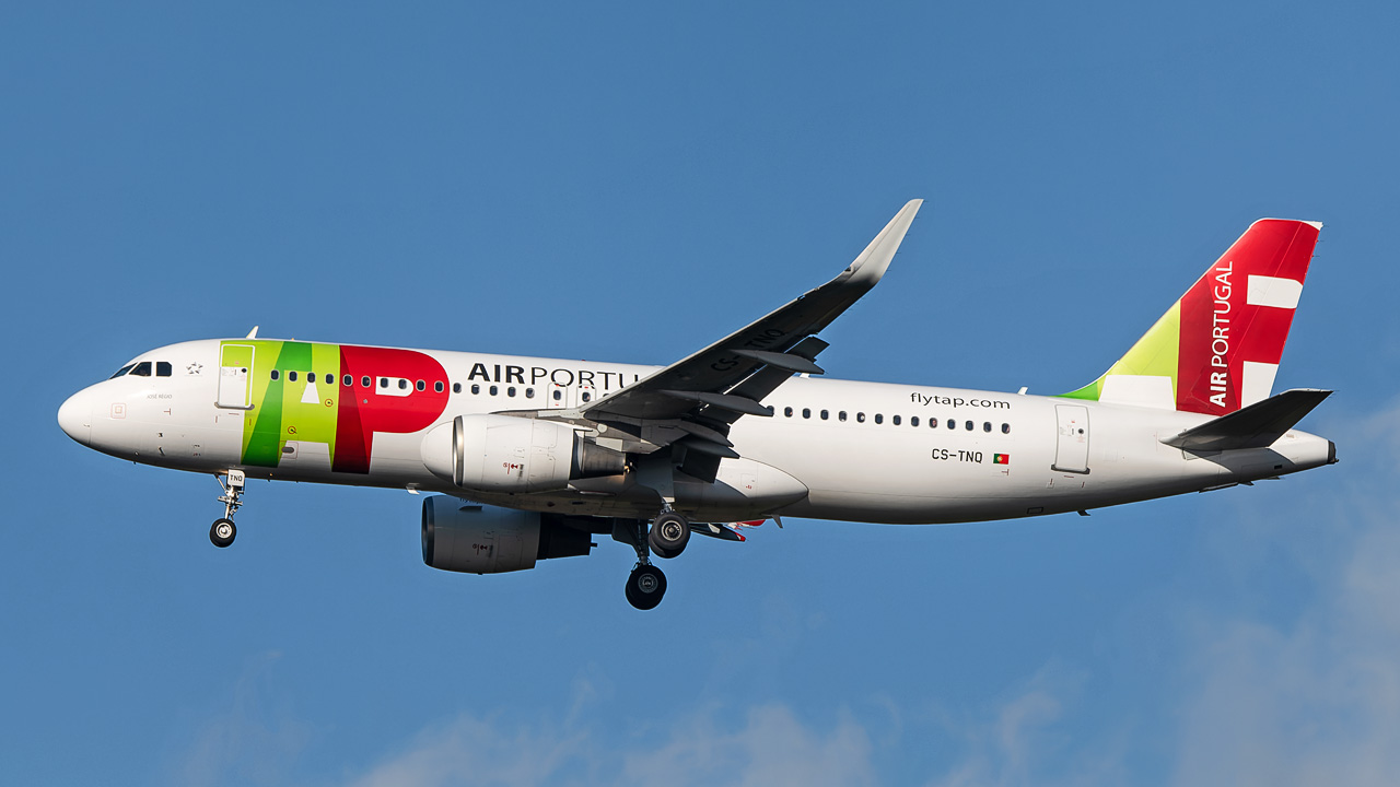 CS-TNQ TAP Portugal Airbus A320-200/S