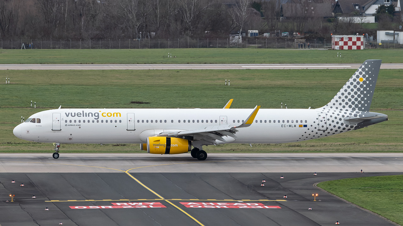 EC-MLM Vueling Airbus A321-200/S