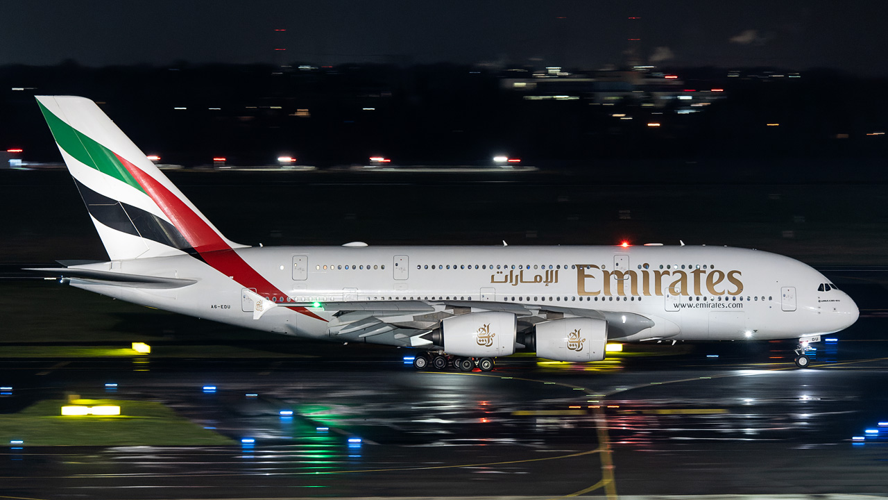 A6-EDU Emirates Airbus A380-800