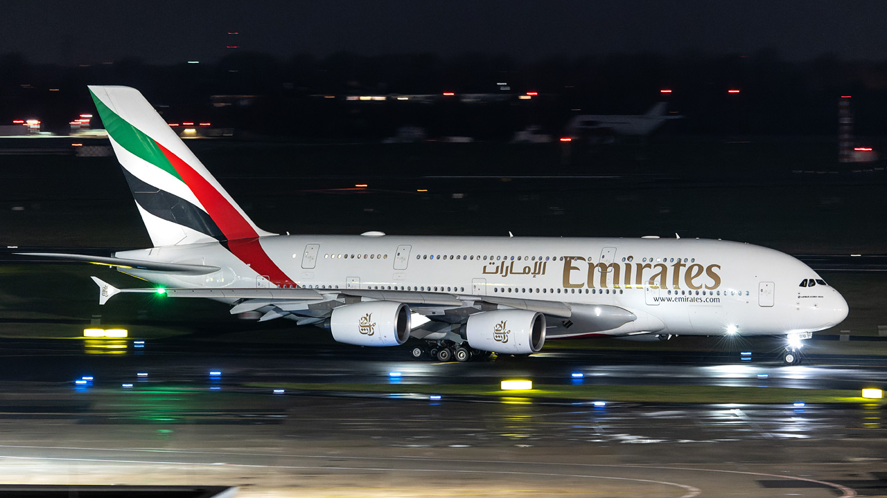 A6-EDU Emirates Airbus A380-800