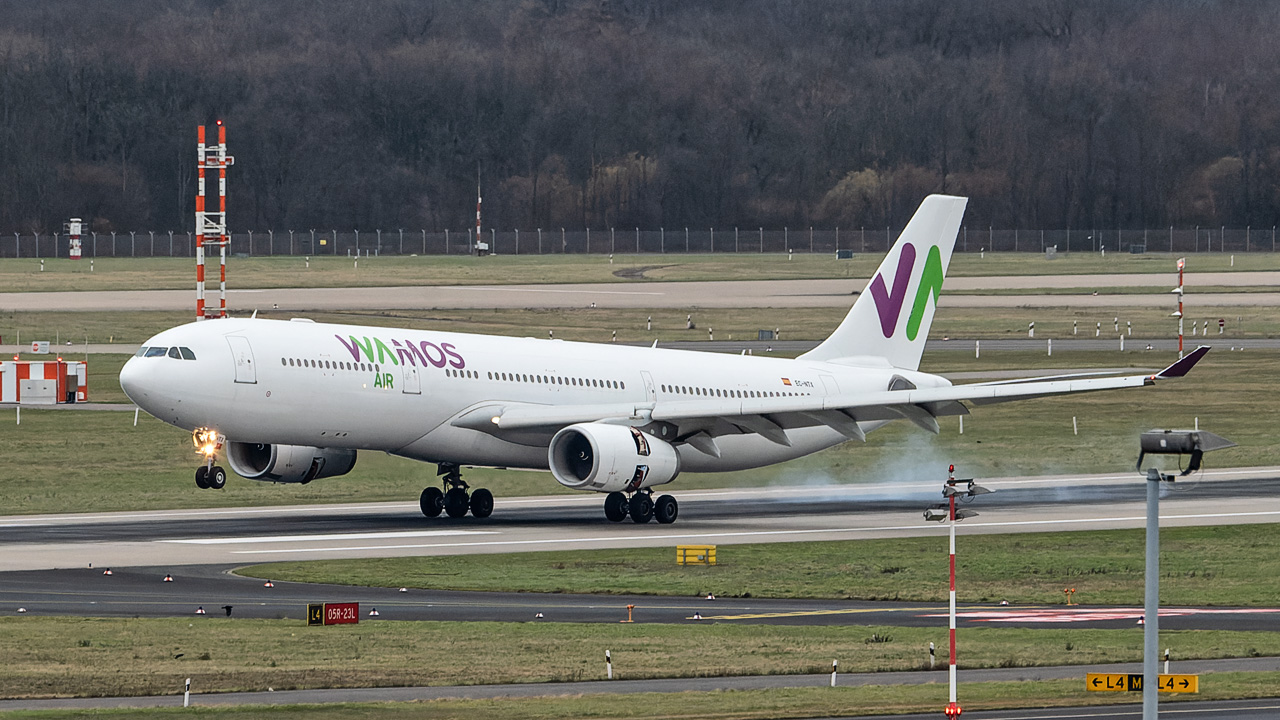 EC-NTX Wamos Air Airbus A330-300
