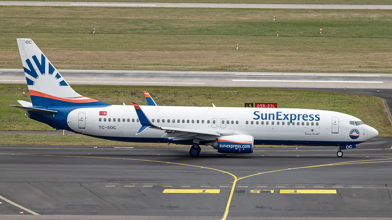 TC-SOCS SunExpress Boeing 737-800