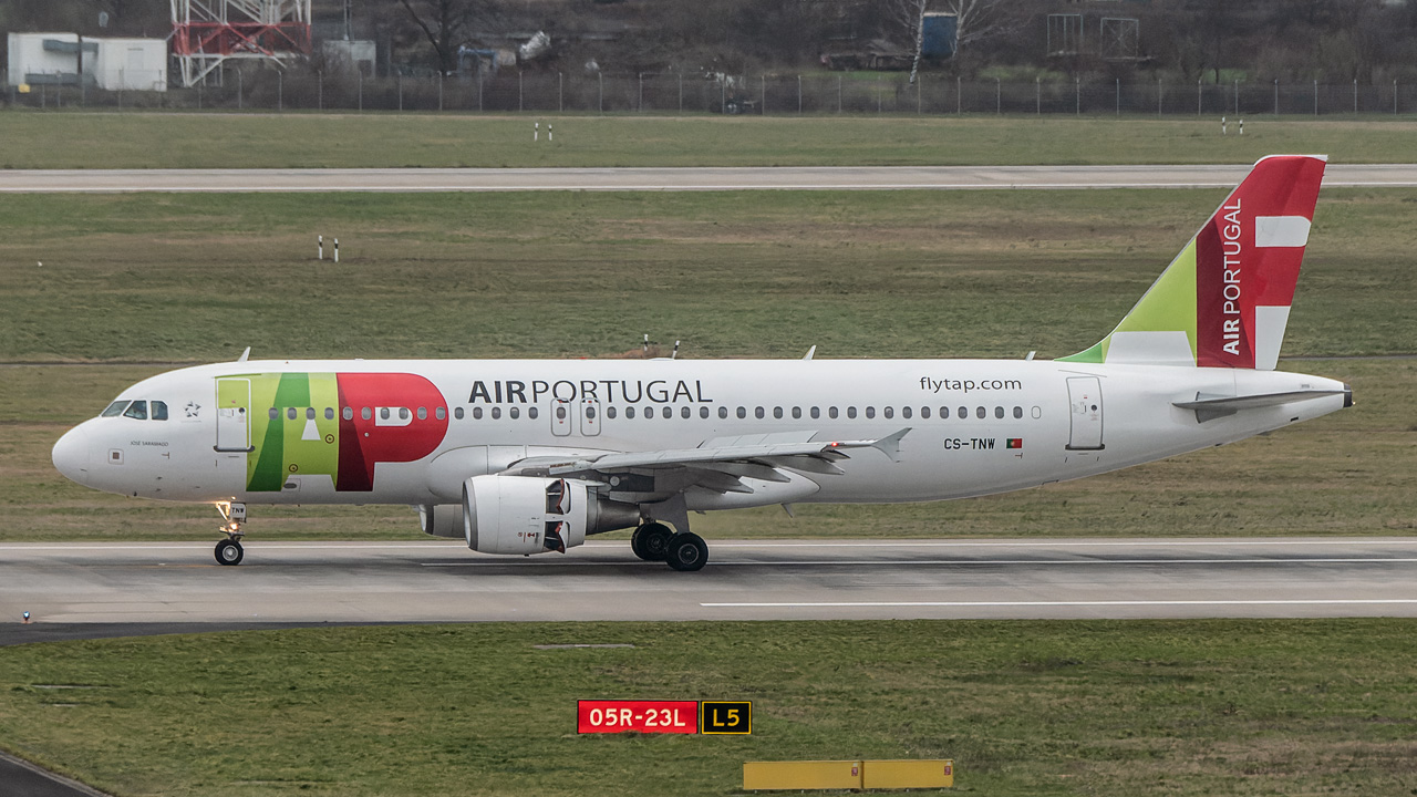 CS-TNW TAP Portugal Airbus A320-200