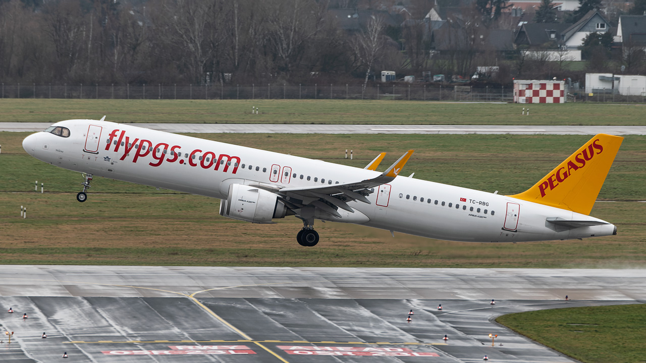 TC-RBG Pegasus Airlines Airbus A321-200neo
