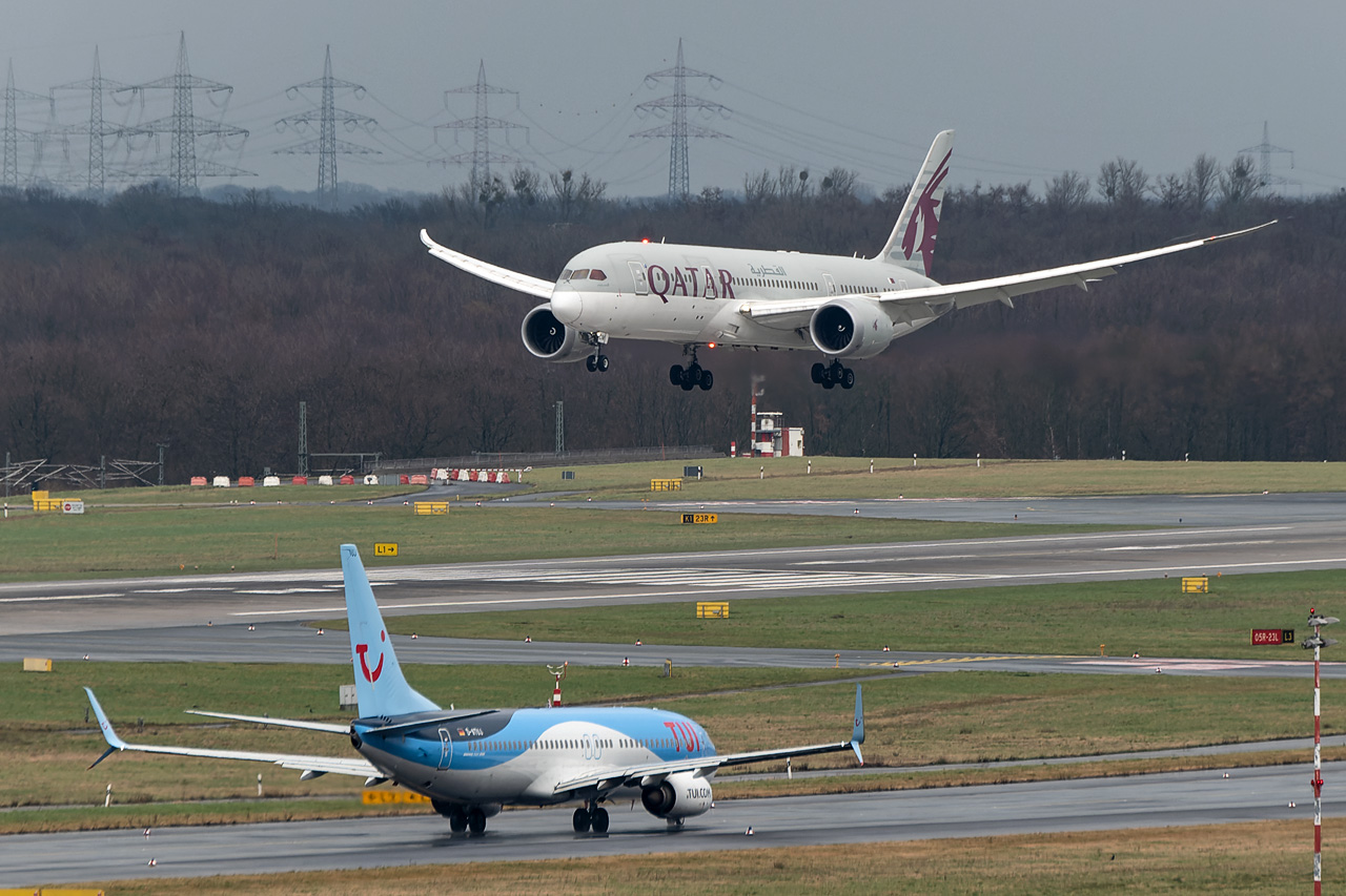 A7-BCM Qatar Airways Boeing 787-8 Dreamliner