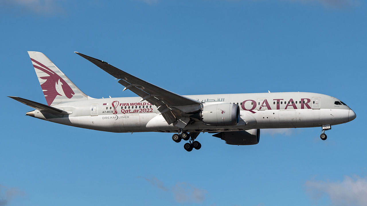 A7-BCD Qatar Airways Boeing 787-8 Dreamliner